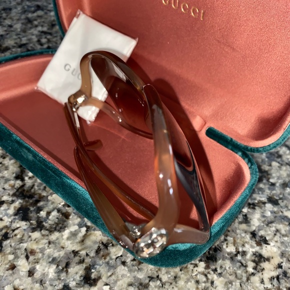 Gucci Sunglasses - Picture 7 of 11